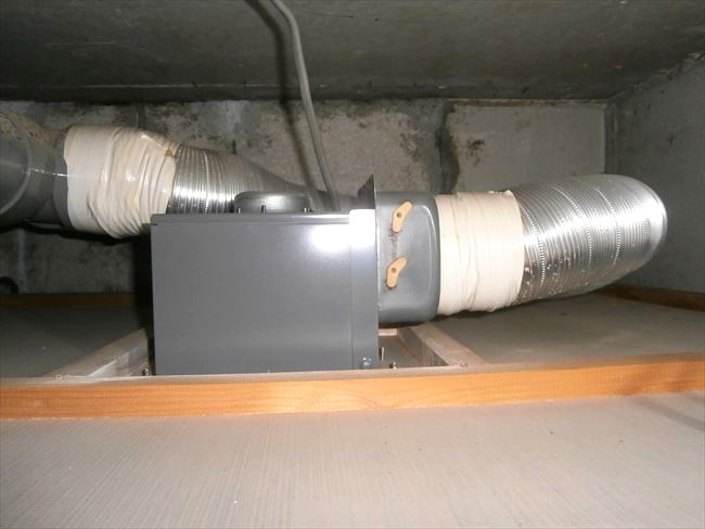 爆音がする三菱VD10Z3浴室換気扇交換｜大阪市住之江区南港中