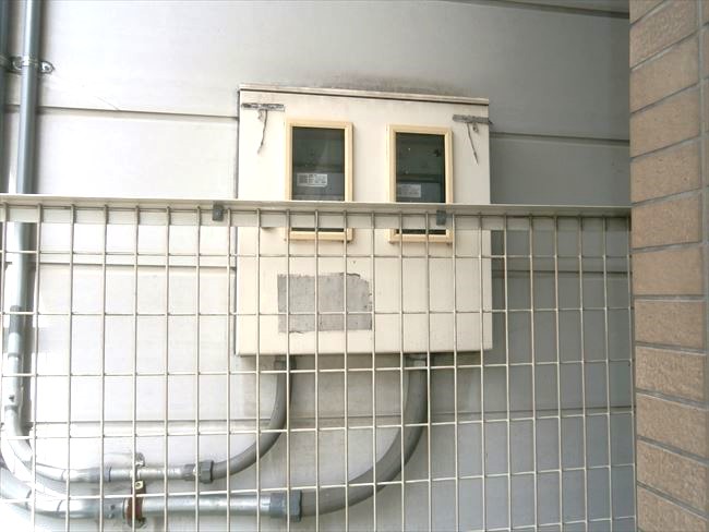 電灯動力メーターボックス