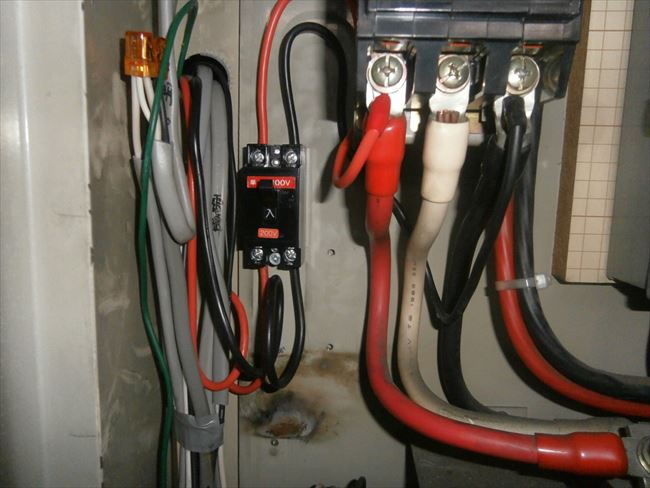 200V30A専用ブレーカー