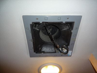 天井埋込換気扇通常の取付け-良い例