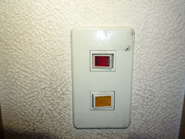 換気パイロットスイッチ