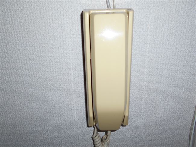 受話器式インターホンをテレビドアホンに交換【大阪市浪速区】