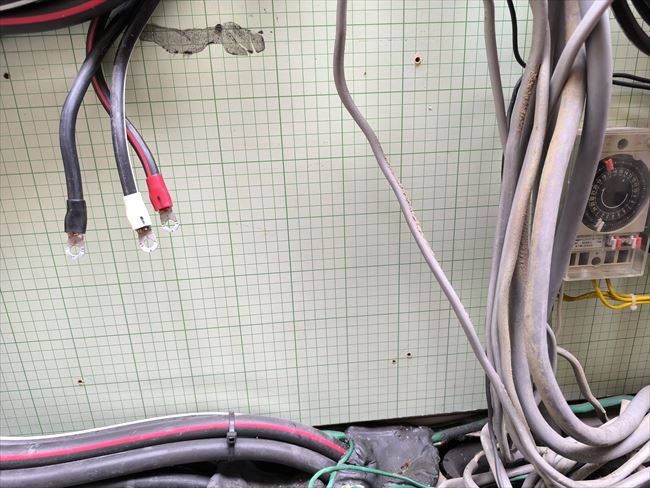 住宅分電盤取外し