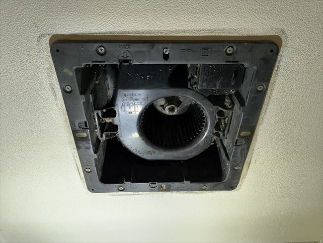故障で動かない三菱VD-13ZFC2換気扇