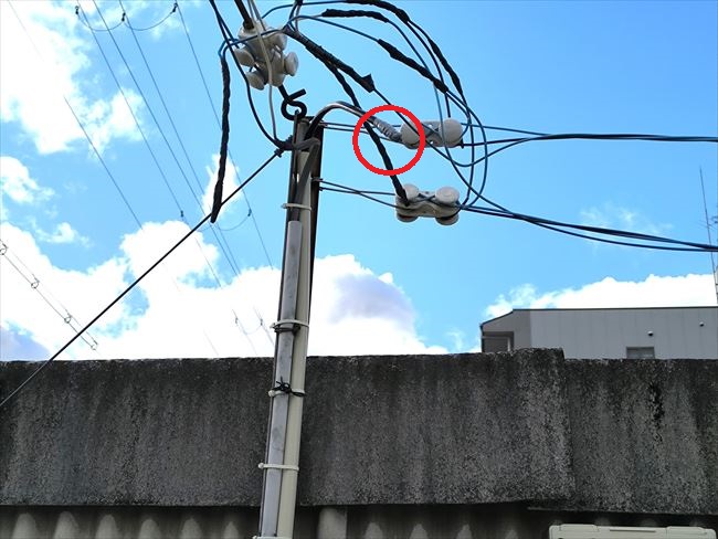 低圧電力側の引込線